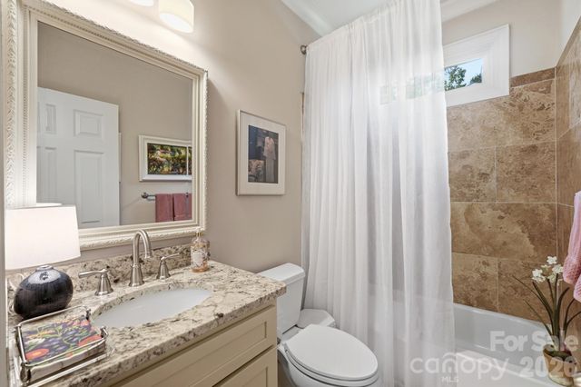 800 Jefferson Drive, Charlotte, NC 28270