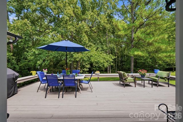800 Jefferson Drive, Charlotte, NC 28270