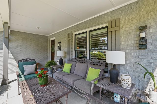 800 Jefferson Drive, Charlotte, NC 28270