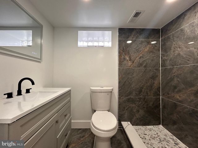 8033 WILLIAMS AVE, Philadelphia, PA 19150