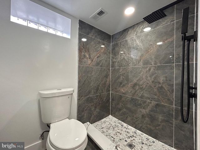 8033 WILLIAMS AVE, Philadelphia, PA 19150