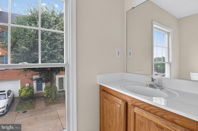 843 MARJORIE CT SE, Washington, DC 20032
