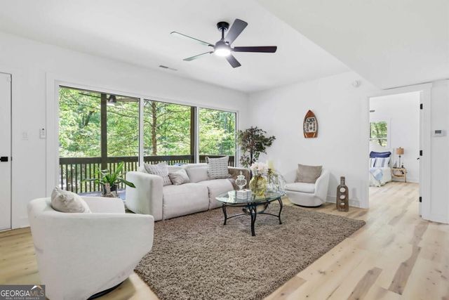 130 Council Oak Loop, Waleska, GA 30183