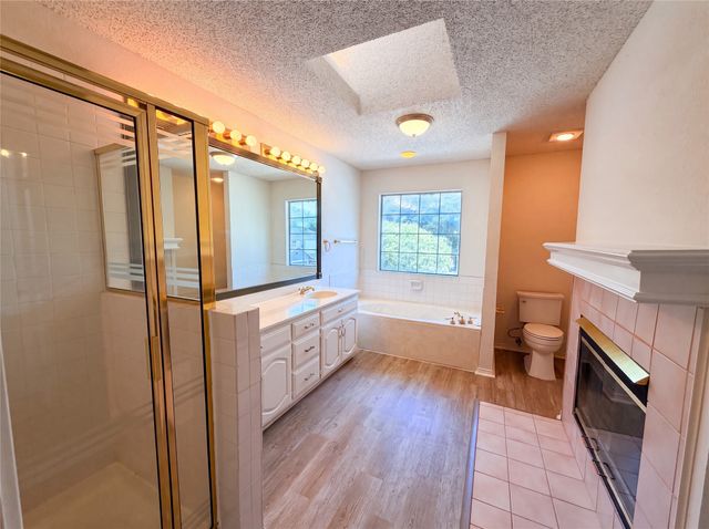 2909 Lois Lane, Rowlett, TX 75088