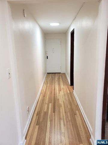 165 Vroom Street 202, Jersey City, NJ 07306