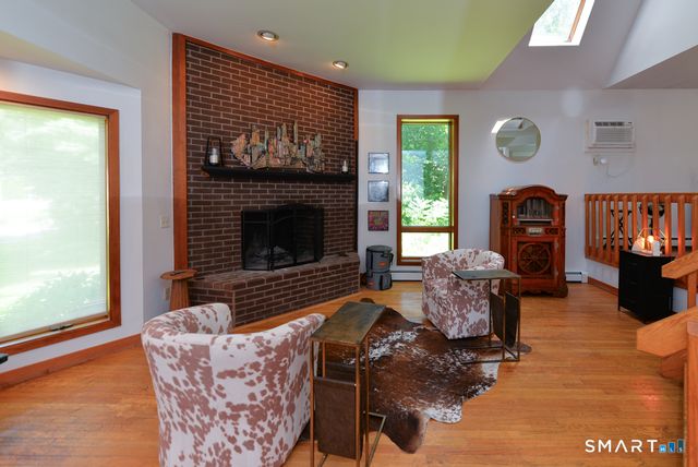 60 Old Field Road, Southbury, CT 06488