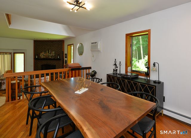 60 Old Field Road, Southbury, CT 06488