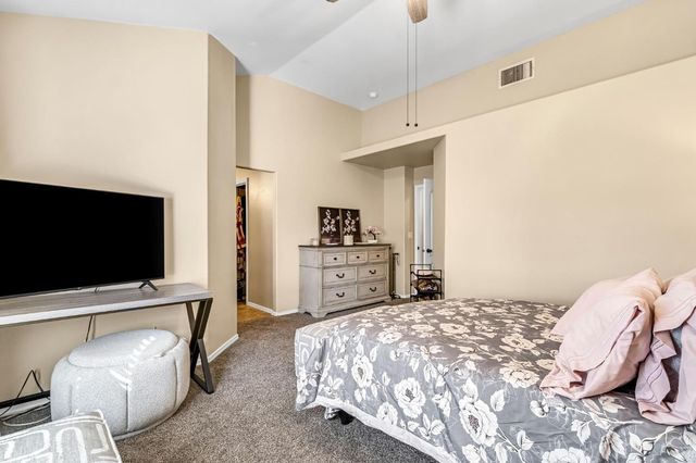 2020 Hanson Avenue, Clovis, CA 93611