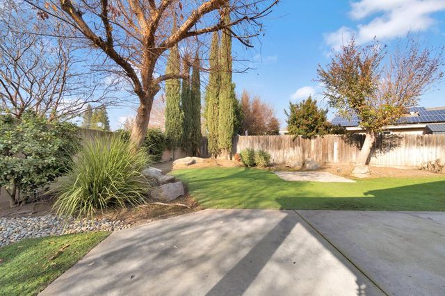 2020 Hanson Avenue, Clovis, CA 93611