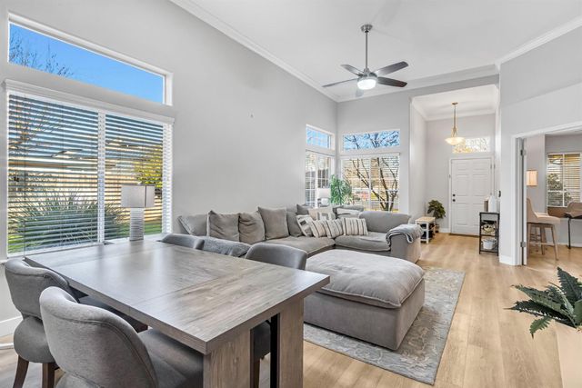 2020 Hanson Avenue, Clovis, CA 93611