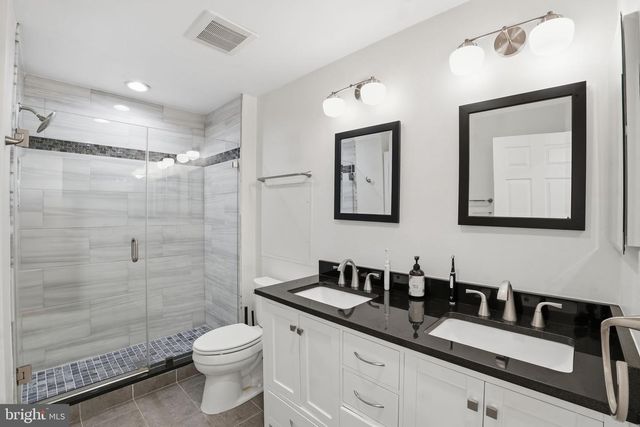 11205 FREAS DR, N Potomac, MD 20878