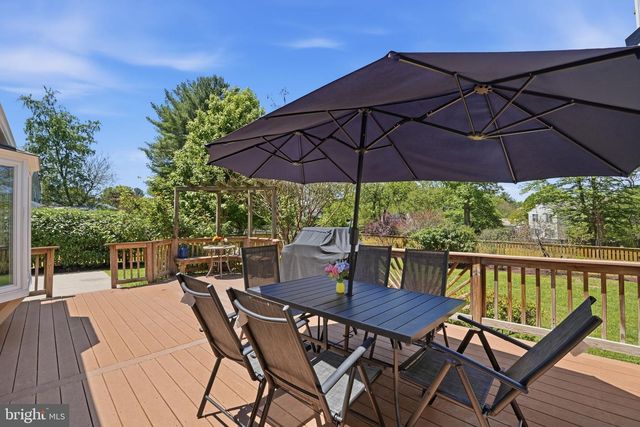 11205 FREAS DR, N Potomac, MD 20878