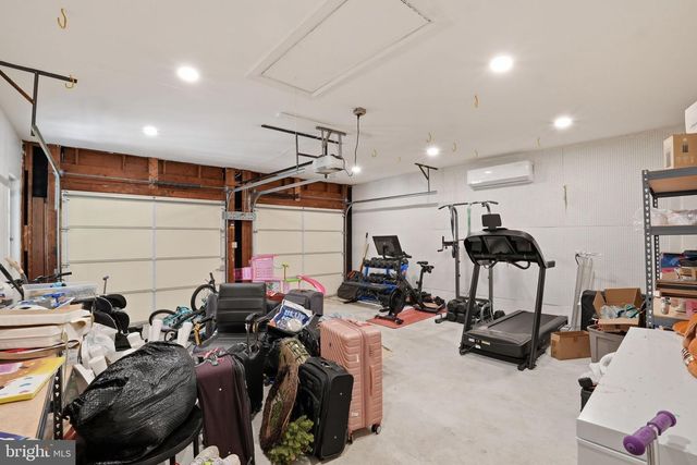 11205 FREAS DR, N Potomac, MD 20878