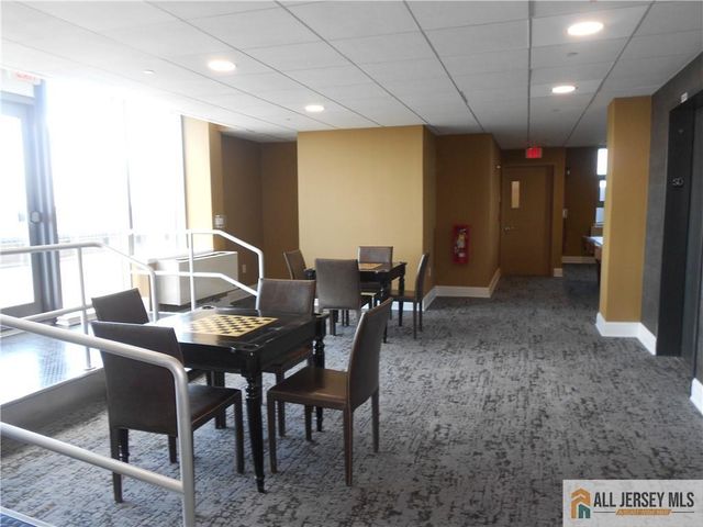 1 Spring Street 2305, New Brunswick, NJ 08901