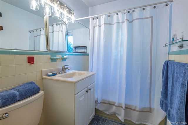 65-25 Alderton Street, Rego Park, NY 11374