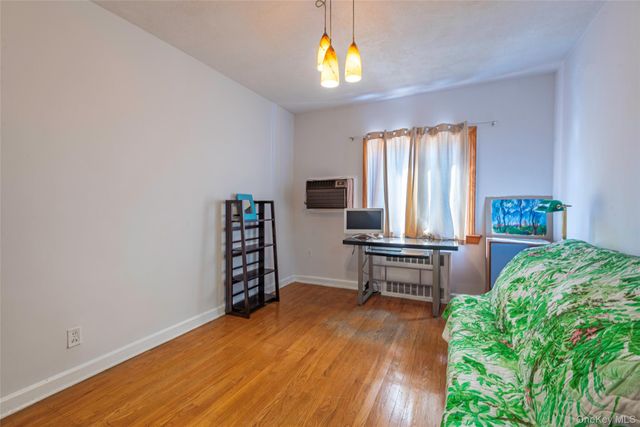 65-25 Alderton Street, Rego Park, NY 11374