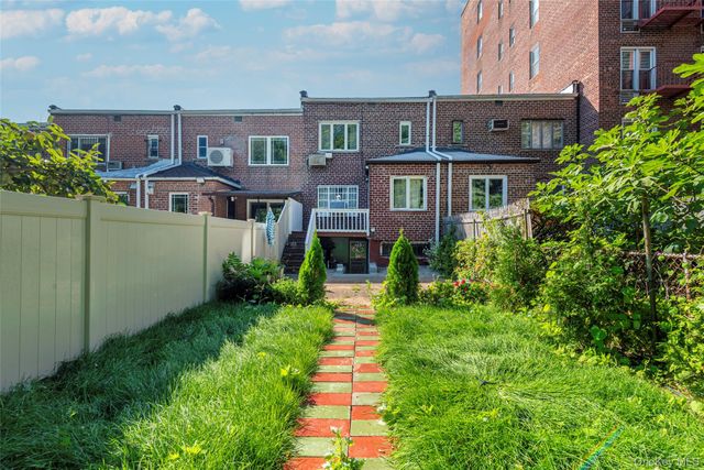 65-25 Alderton Street, Rego Park, NY 11374