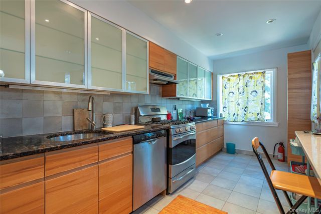 65-25 Alderton Street, Rego Park, NY 11374