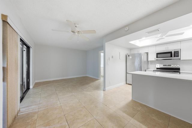 52 Canterbury Lane, Tamarac, FL 33319