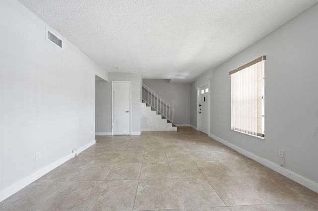 52 Canterbury Lane, Tamarac, FL 33319