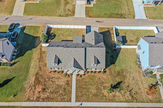 1141 Abundance Drive, Locust Grove, GA 30248