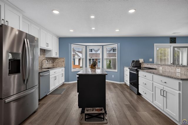 5624 SW Foxcroft North CIR Unit 3, Topeka, KS 66614