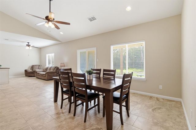 285 Hummingbird WAY, Martindale, TX 78655