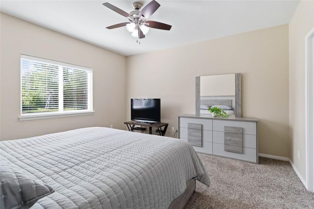 285 Hummingbird WAY, Martindale, TX 78655