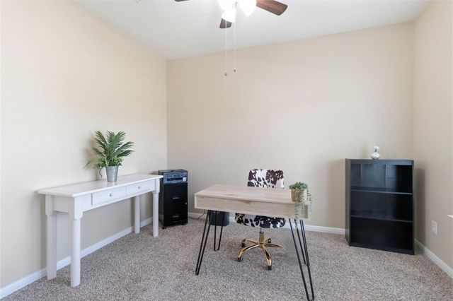 285 Hummingbird WAY, Martindale, TX 78655