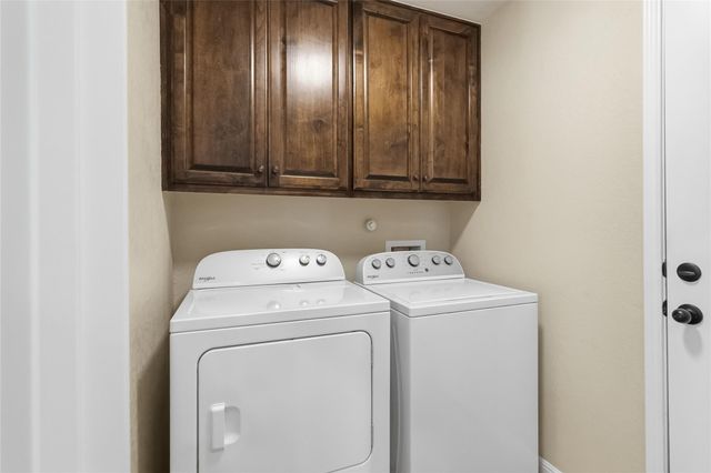 285 Hummingbird WAY, Martindale, TX 78655