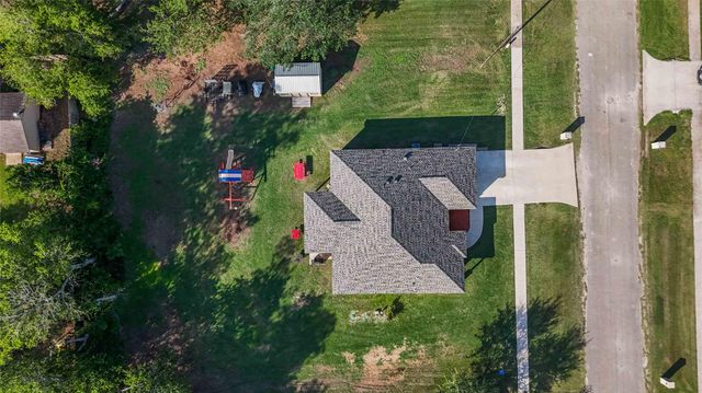 285 Hummingbird WAY, Martindale, TX 78655
