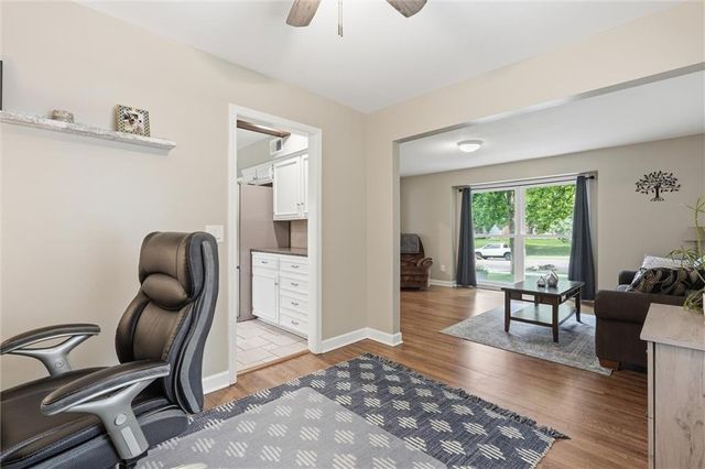 10069 Bluejacket Drive, Overland Park, KS 66214