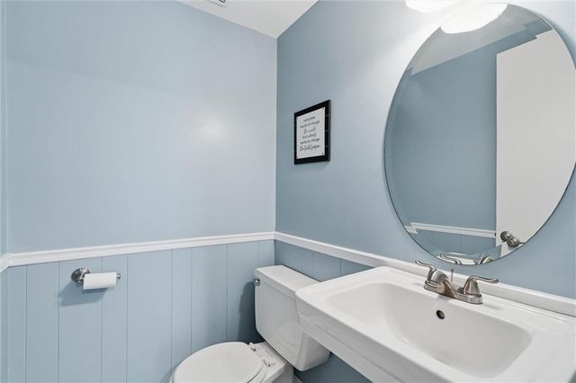 10069 Bluejacket Drive, Overland Park, KS 66214
