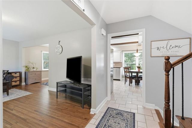 10069 Bluejacket Drive, Overland Park, KS 66214