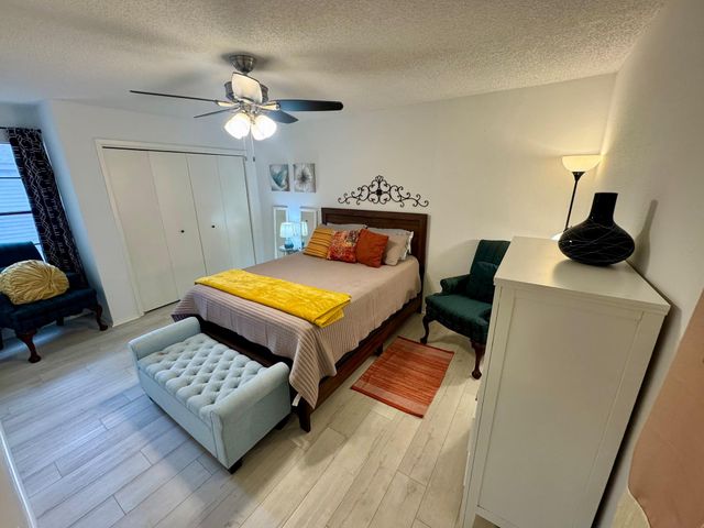 12900 Walden Road 820, Montgomery, TX 77356