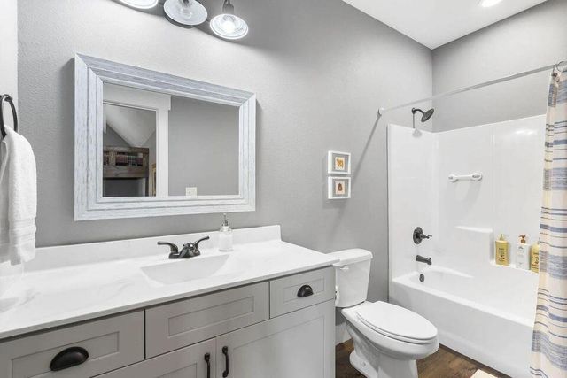 155 Lakefront Drive, Branson, MO 65616