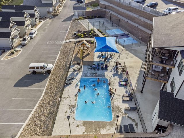 155 Lakefront Drive, Branson, MO 65616