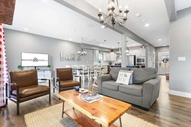 155 Lakefront Drive, Branson, MO 65616