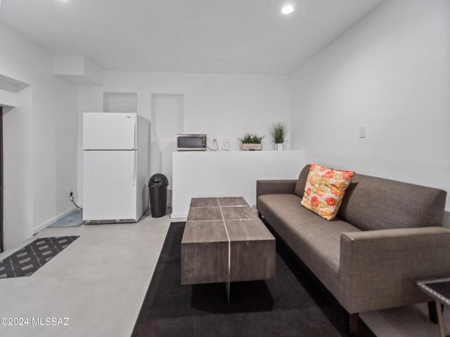 5798 E Paseo Cimarron, Tucson, AZ 85750