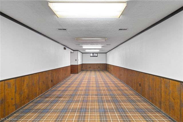 255 Taylor Road, Barberton, OH 44203