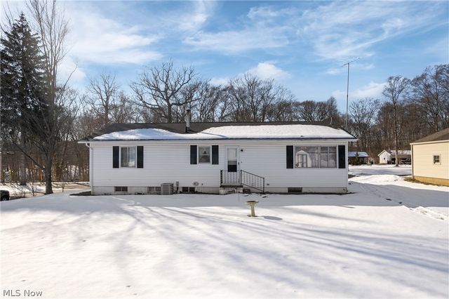 255 Taylor Road, Barberton, OH 44203