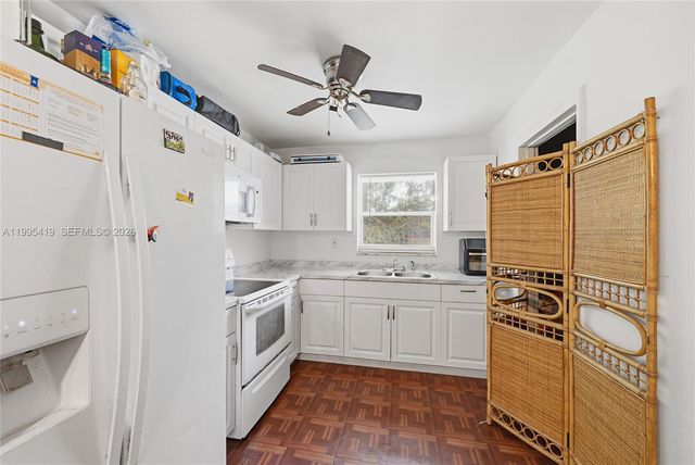 18830 NW 29th Pl, Miami Gardens, FL 33056