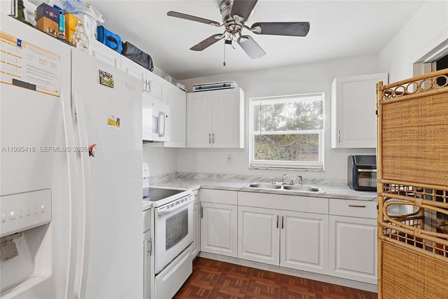 18830 NW 29th Pl, Miami Gardens, FL 33056