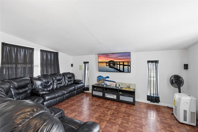 18830 NW 29th Pl, Miami Gardens, FL 33056