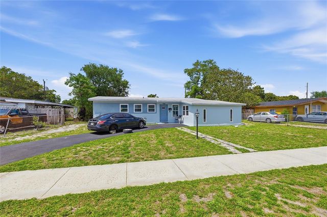 18830 NW 29th Pl, Miami Gardens, FL 33056