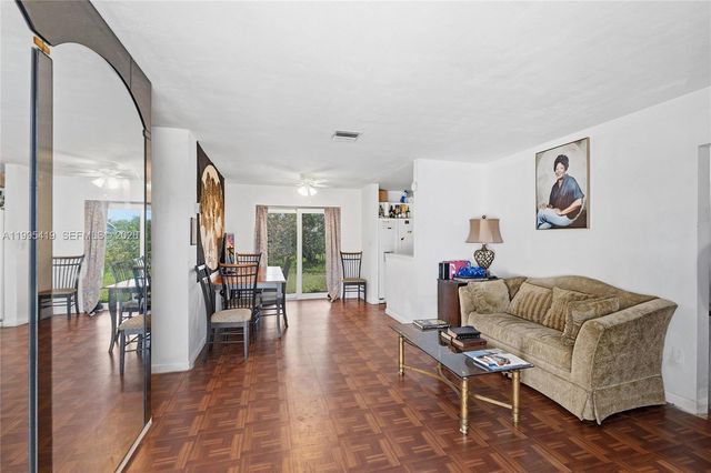 18830 NW 29th Pl, Miami Gardens, FL 33056