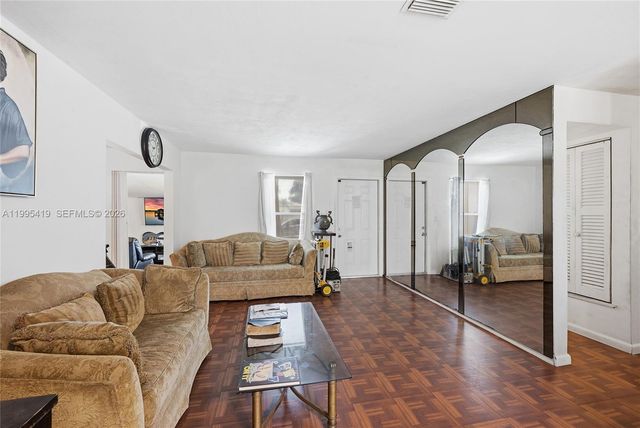 18830 NW 29th Pl, Miami Gardens, FL 33056