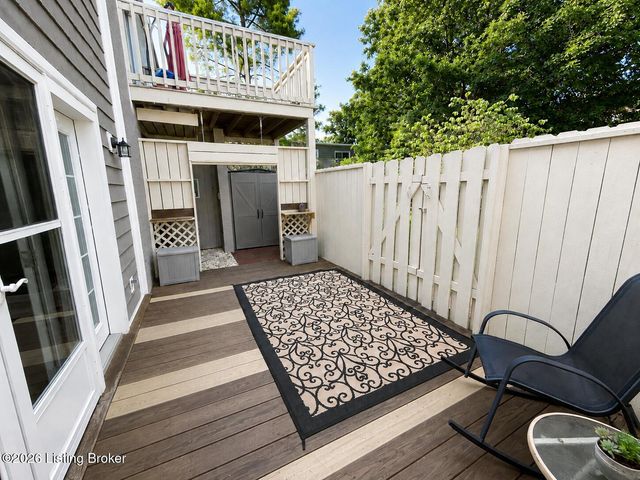 1935 Gardiner Ln APT A2, Louisville, KY 40205