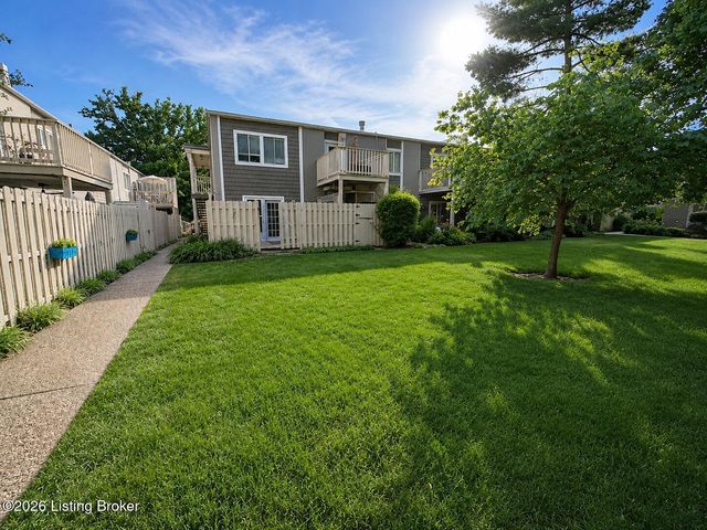 1935 Gardiner Ln APT A2, Louisville, KY 40205
