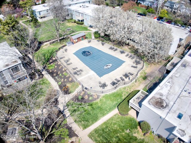 1935 Gardiner Ln APT A2, Louisville, KY 40205